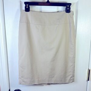 BANANA REPUBLIC Khaki/Beige Stretch Pencil Skirt | Size 2
